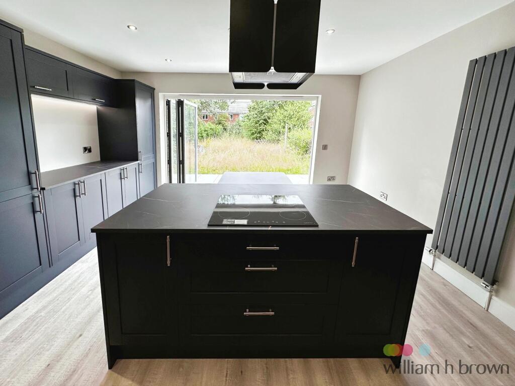 House in North Kesteven, South Hykeham - More