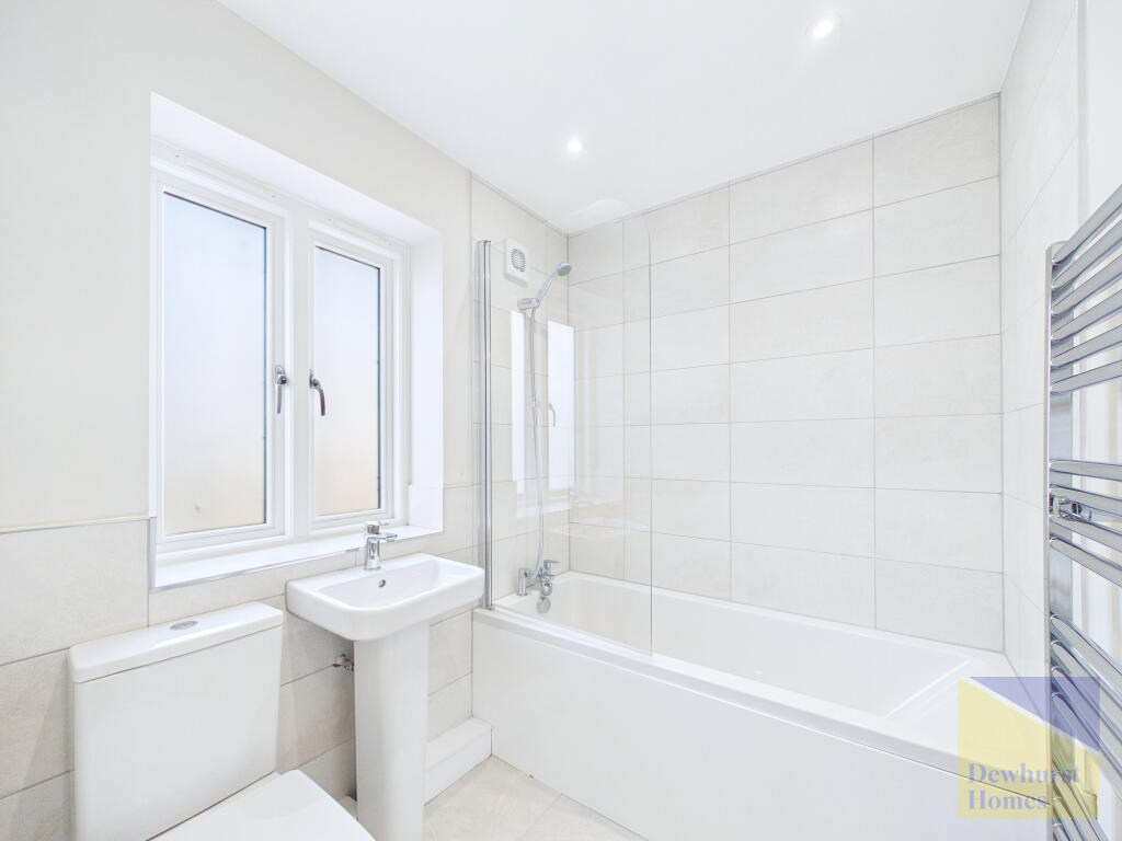 Apartment in Preston - More