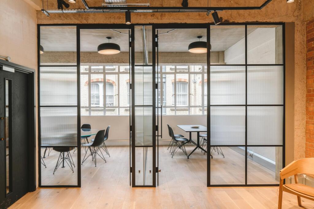 11-12 Great Sutton Street - Interior