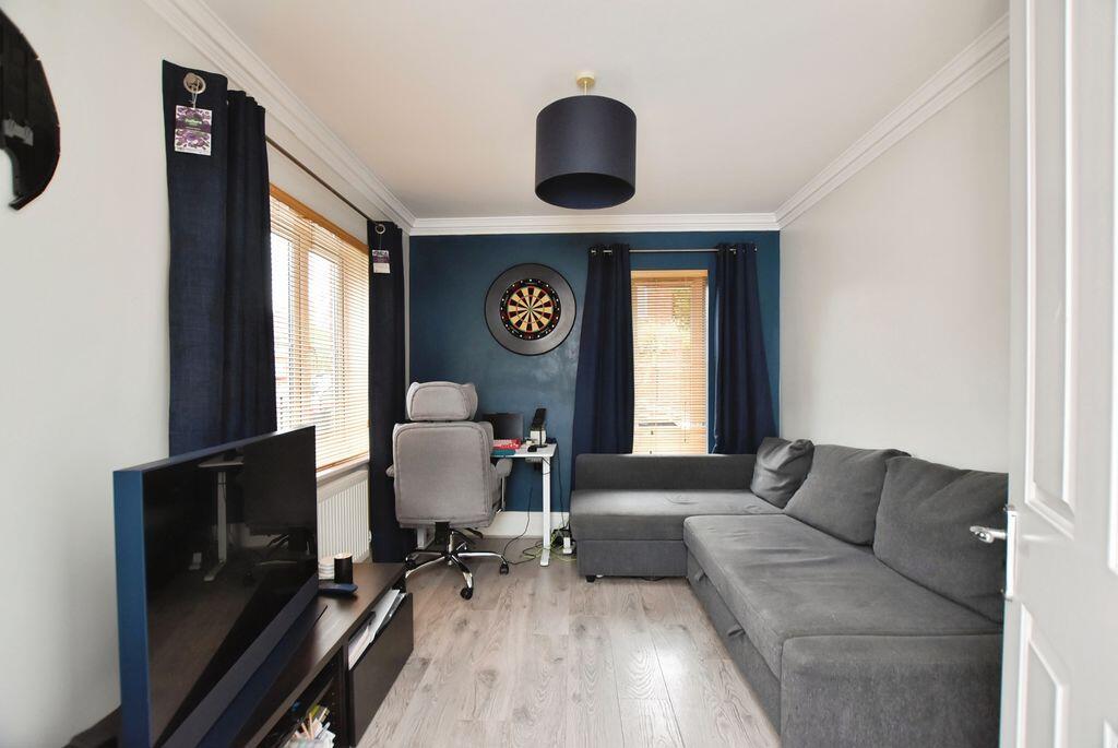 Shears Drive, Amesbury          ***VIDEO TOUR*** photo 4