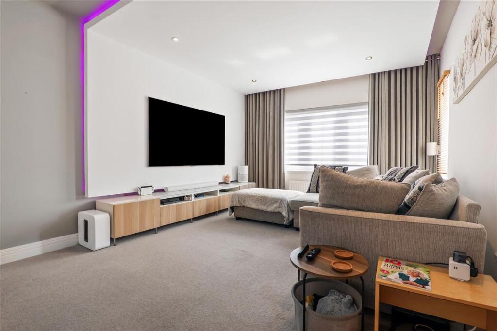1 Harris Grove, Lindsayfield, East Kilbride photo 4