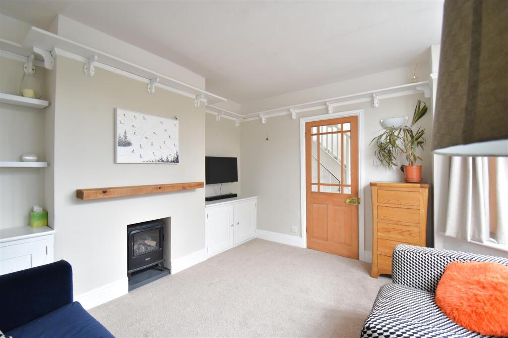 Charming house on Southmead Road, Westbury-on-Trym photo 4