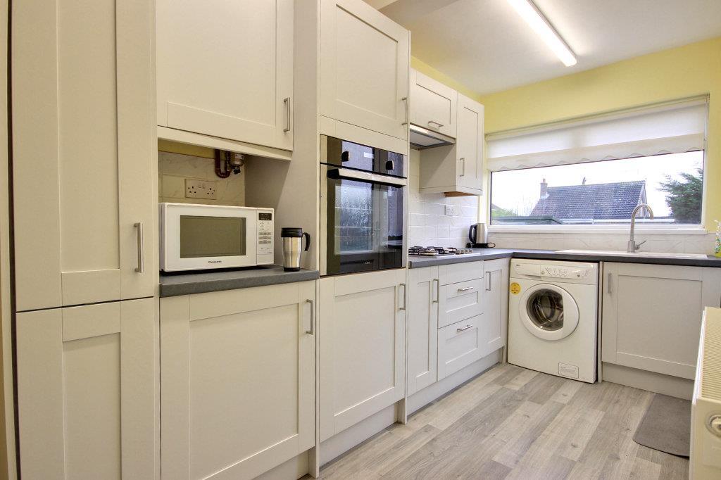Brockenhurst Avenue, Cottingham photo 3