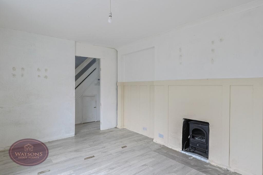 House in Nottingham, Clifton - View 5