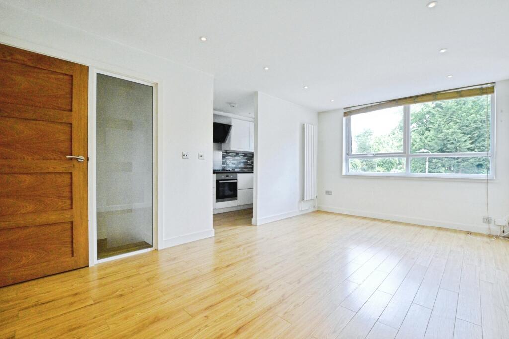 Main image of property: Grosvenor Road, St Albans, AL1