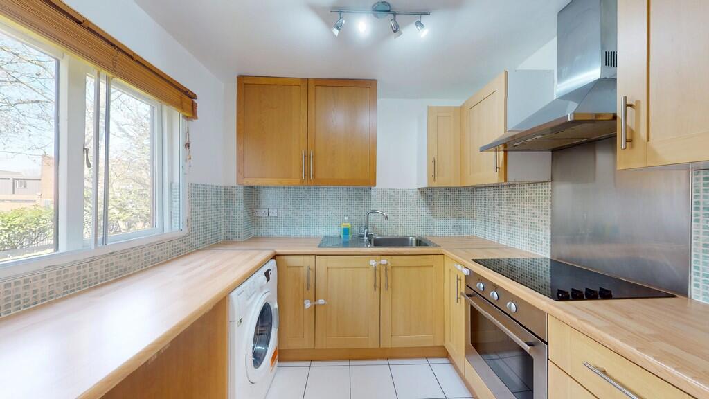 Apartment in Croydon - View 4