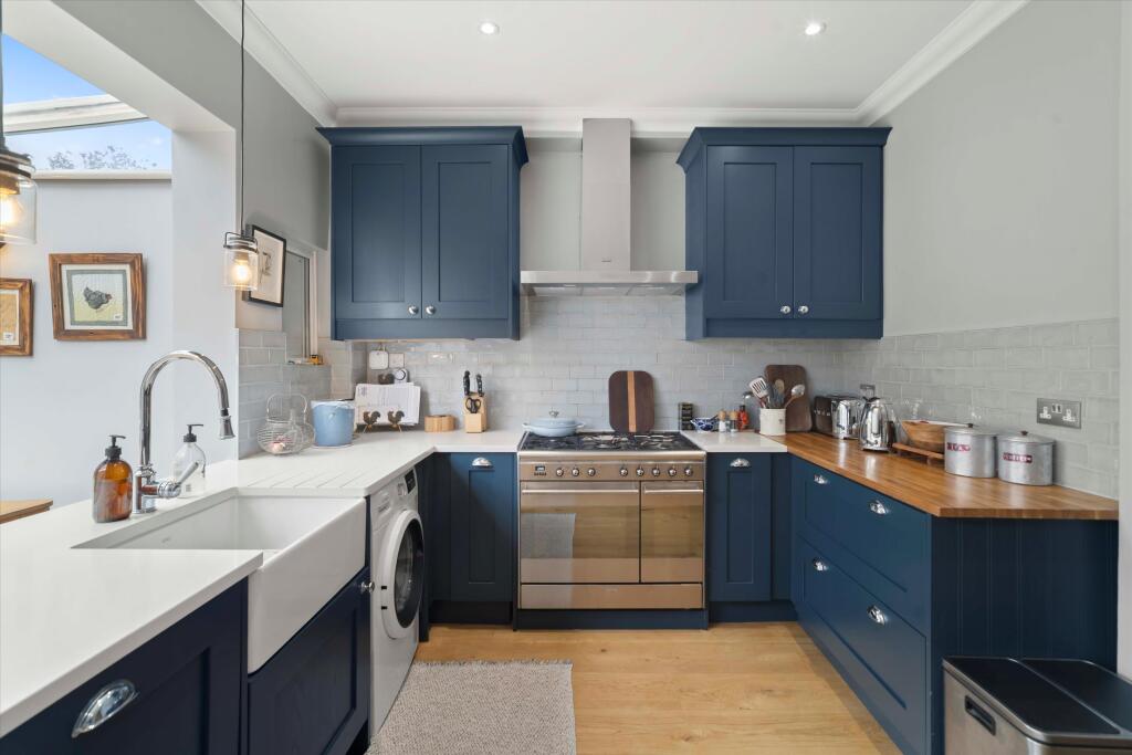 House in London - View 5