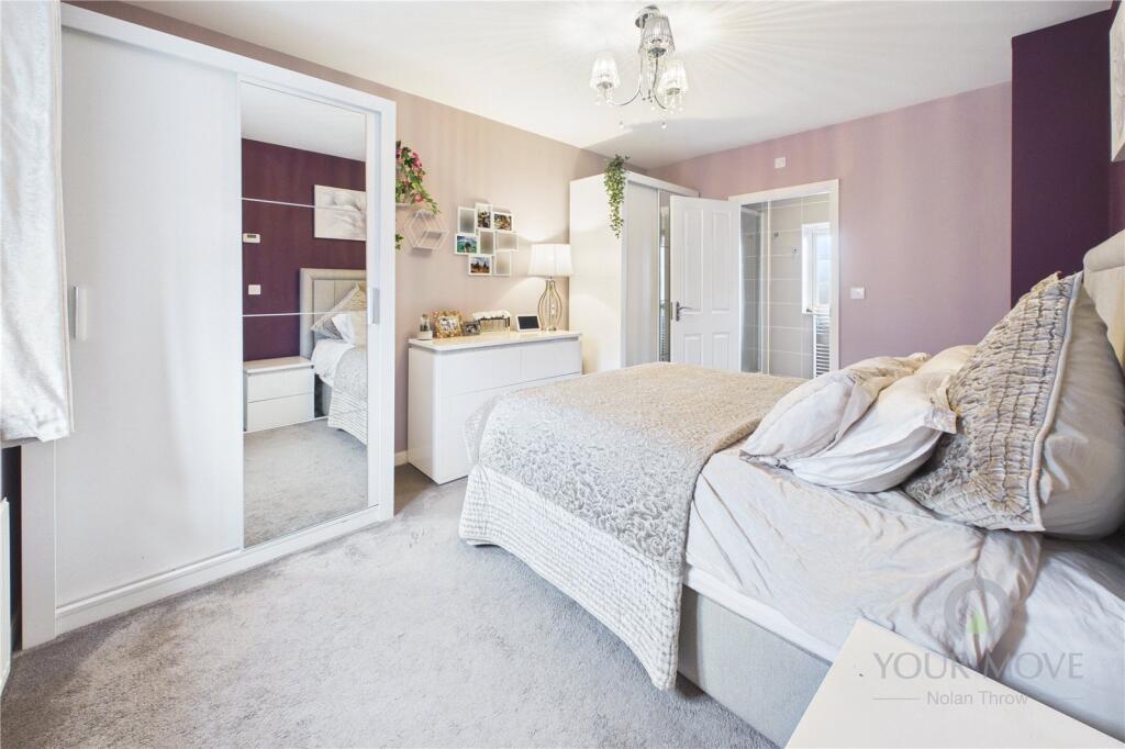 House in Northampton - View 5