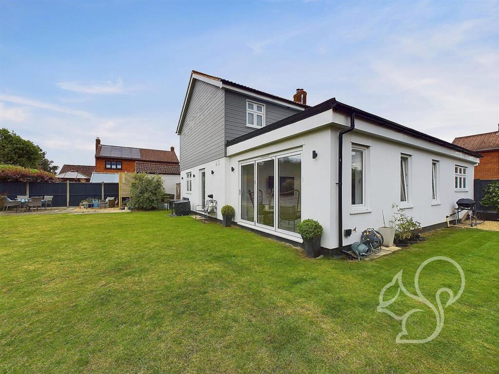Chandlers Close, West Mersea, CO5 photo 3