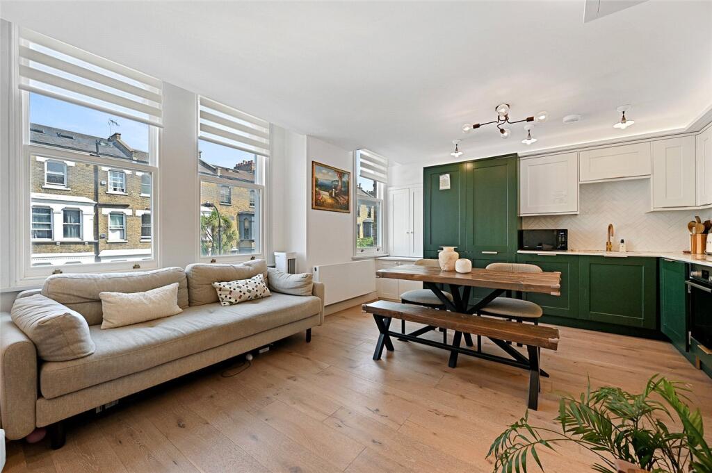 Main image of property: Frithville Gardens, London, W12