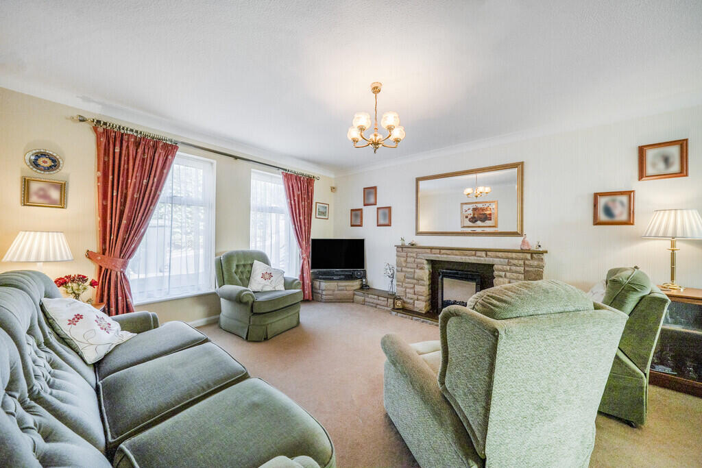 House in Dudley - View 4