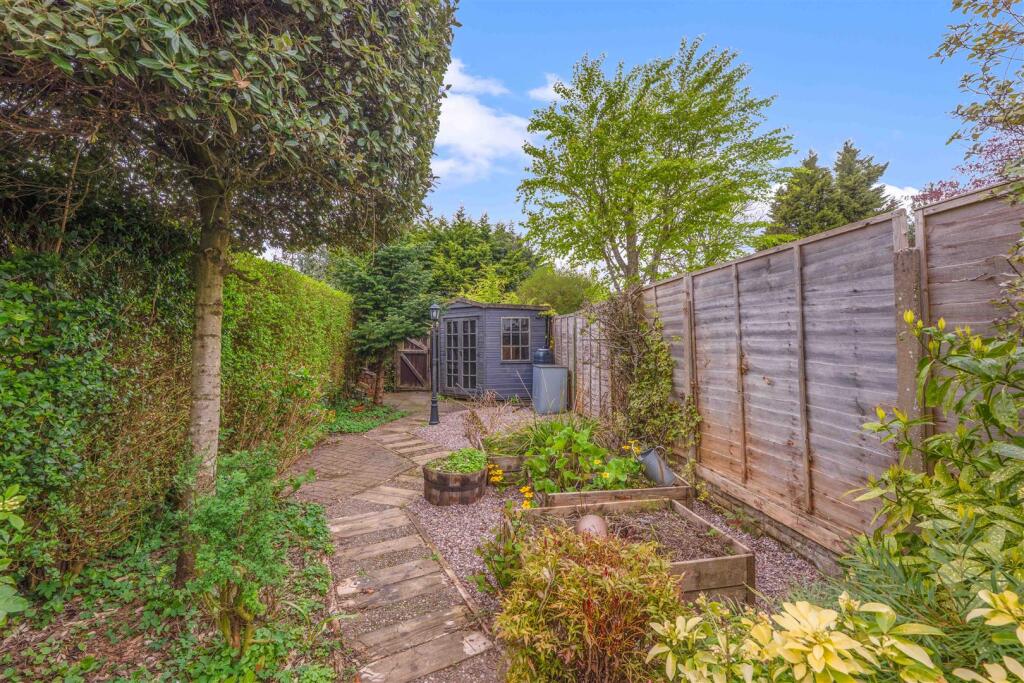 Additional image 4 of Broomfields Avenue, Solihull