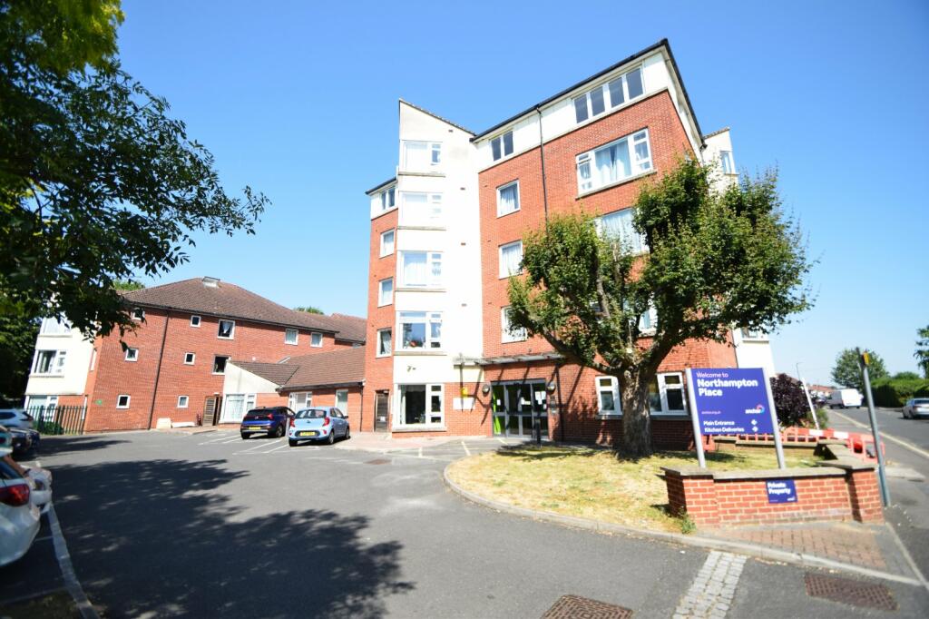 Main image of property: Northampton Avenue, Slough, Berkshire, SL1