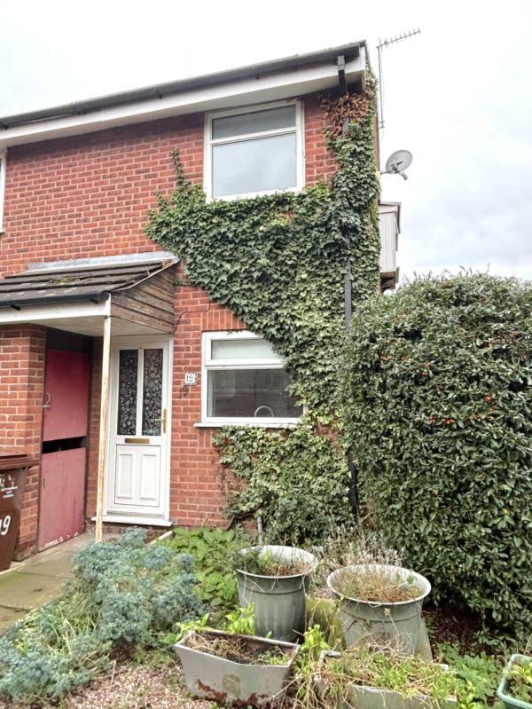 Main image of property: Mickledon Close, Nottingham, NG2 1LE