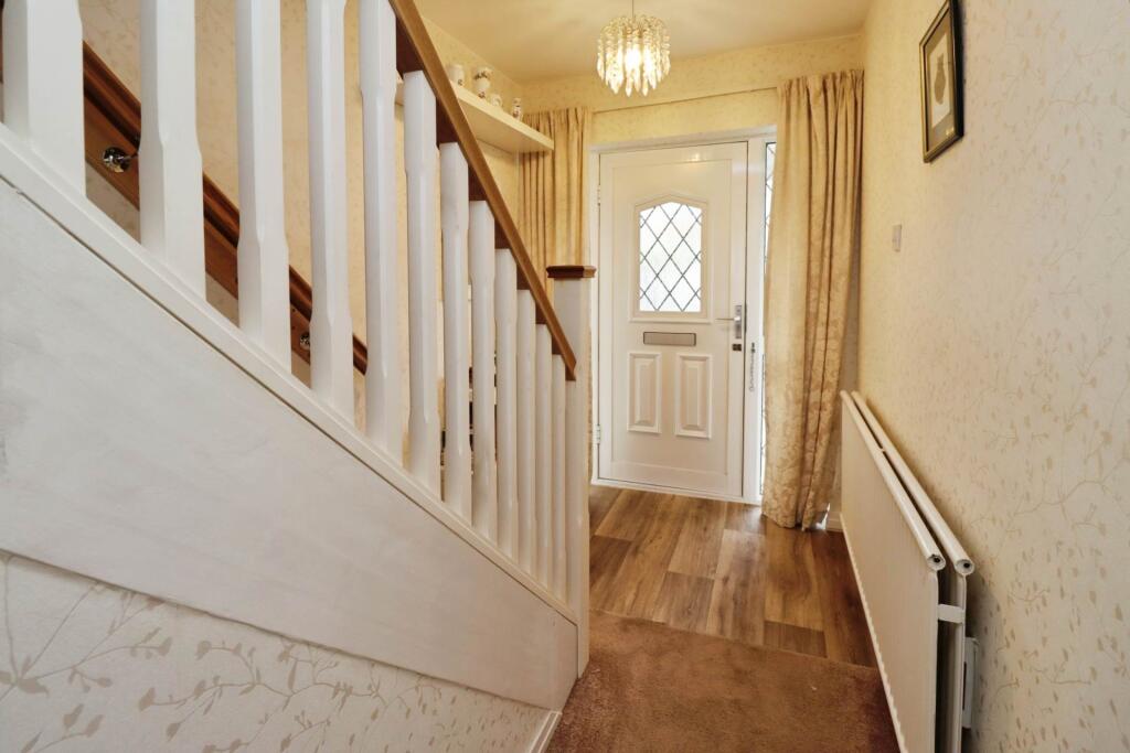 House in Wirral, Liverpool City Region - View 4