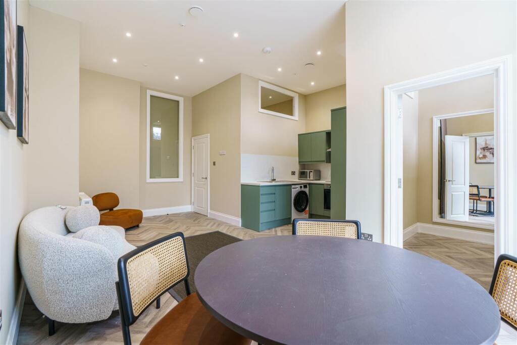 Apartment in Newcastle upon Tyne - More