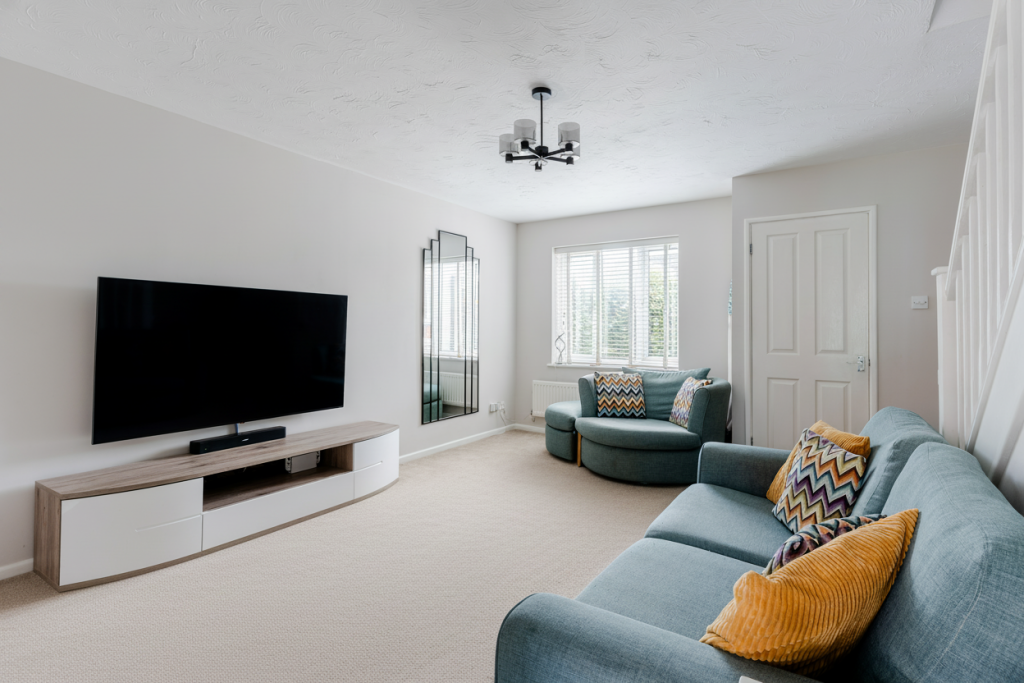 Linden Drive, Bradley Stoke, Bristol photo 2
