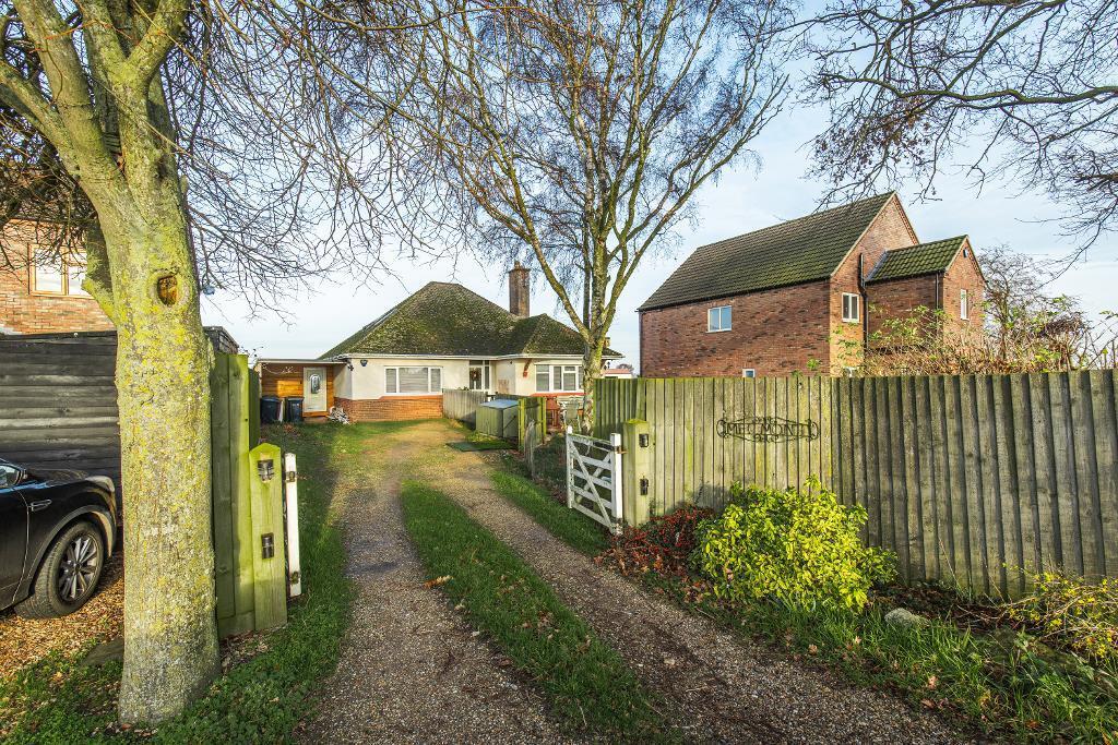4-bed other on Low Road, Tilney Fen End, Wisbech, PE14 8JL, £365,000