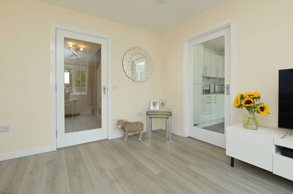 House in Mayfield, Langside Head - View 5