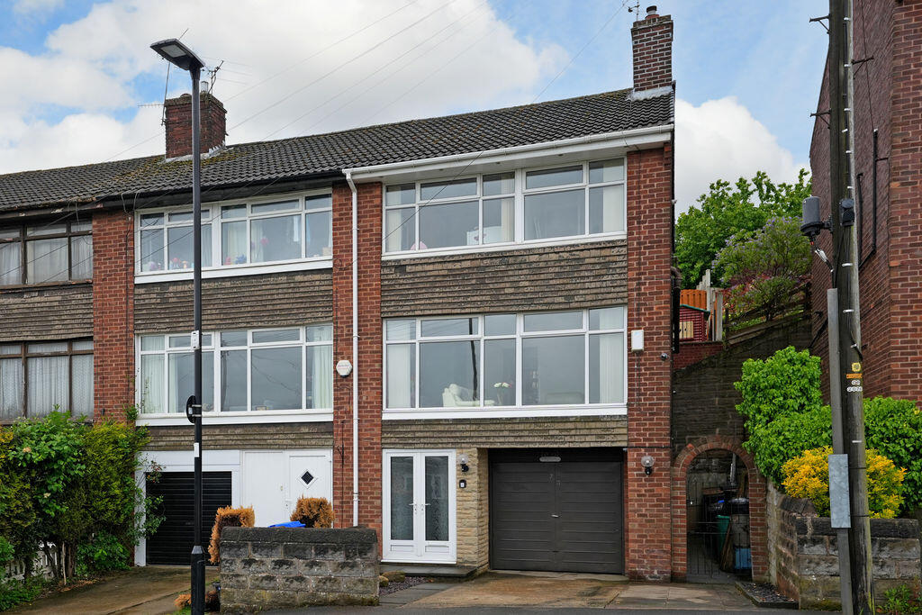 2-bed house on Standon Crescent, Wincobank, Sheffield, £155,000