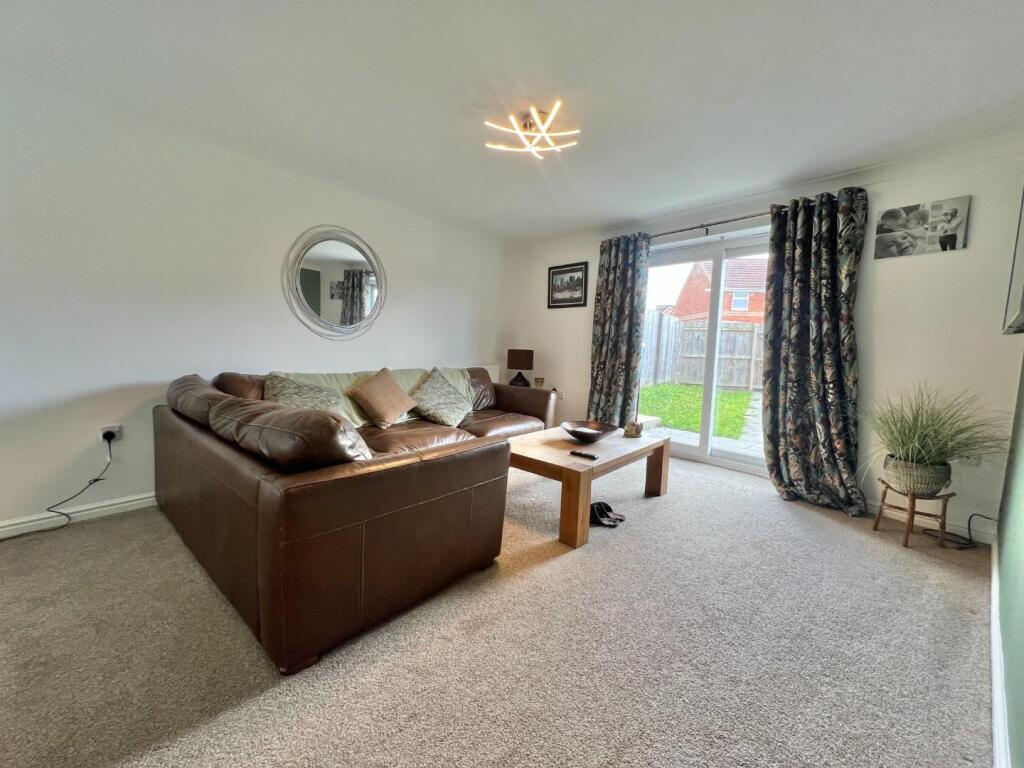 Walton Crescent, St Helens, Bishop Auckland photo 4