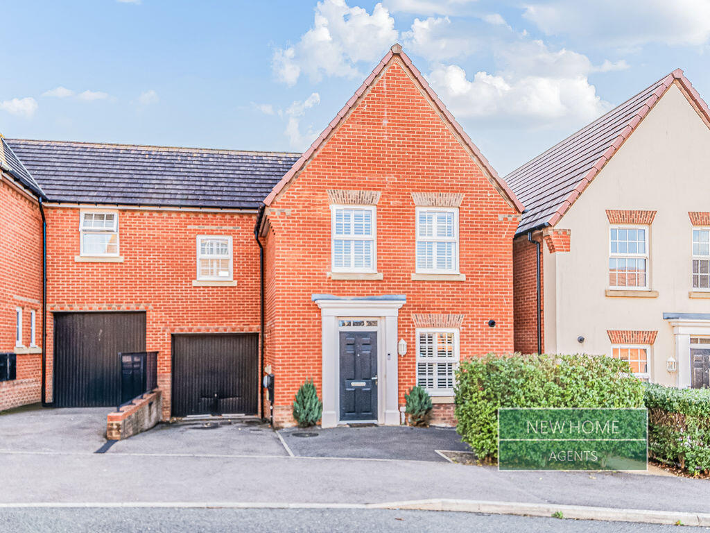 Main image of property: Cowslip Grove ,Clanfield, Waterlooville, PO8 0WP