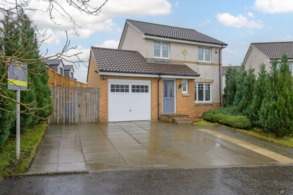 Main image of property: 32 Ardgay Road, Bonnybridge, FK4 2FL