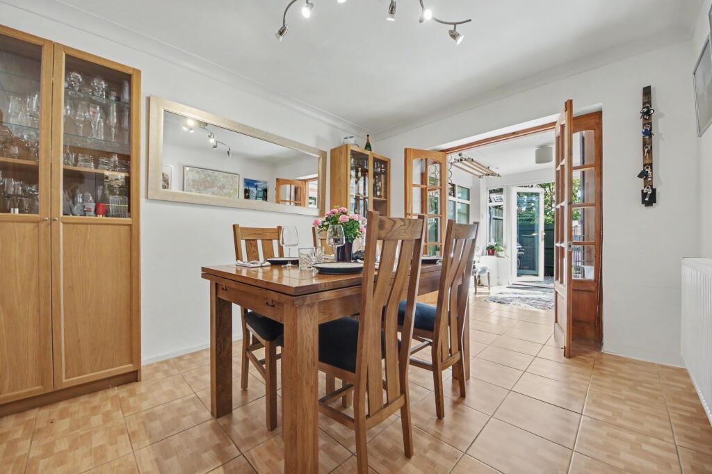 House in Southampton, Waterside Park, Botany Bay - View 4