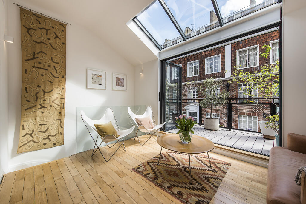 Main image of property: Stanhope Mews East, London, SW7