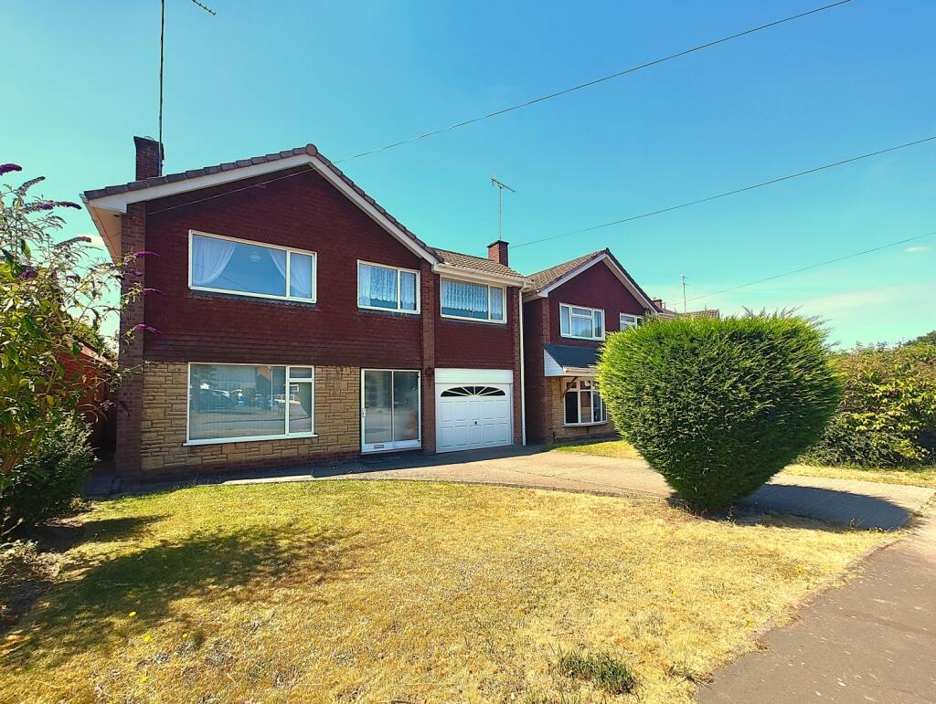 Main image of property: Longmeadow Drive, SEDGLEY, DY3 3QS