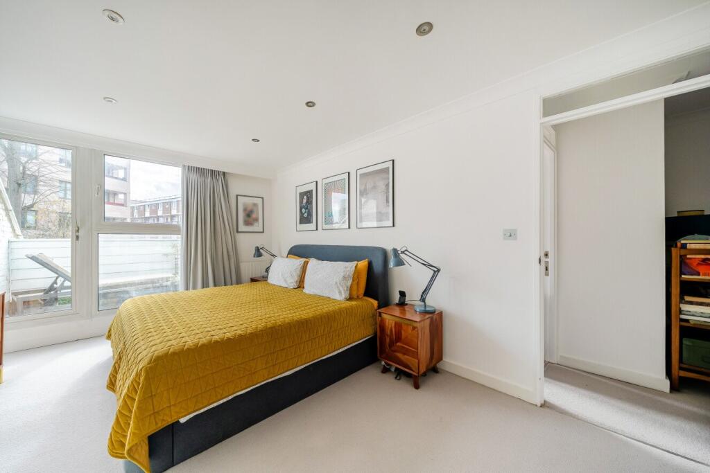 House in London - View 4