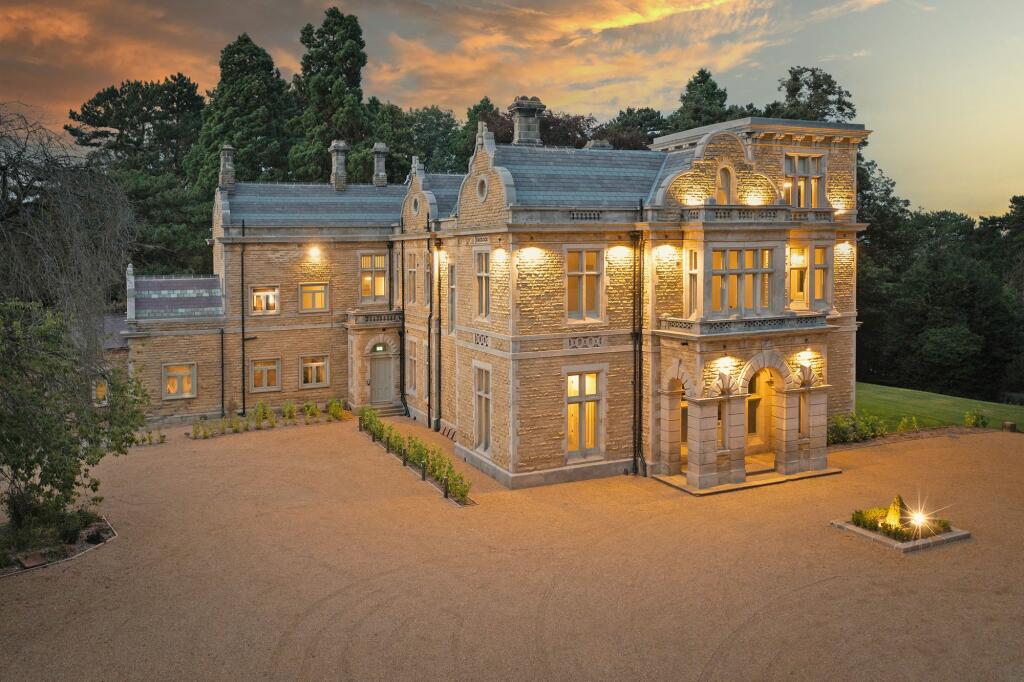 Main image of property: Hemsworth Walk, Ripon, HG4