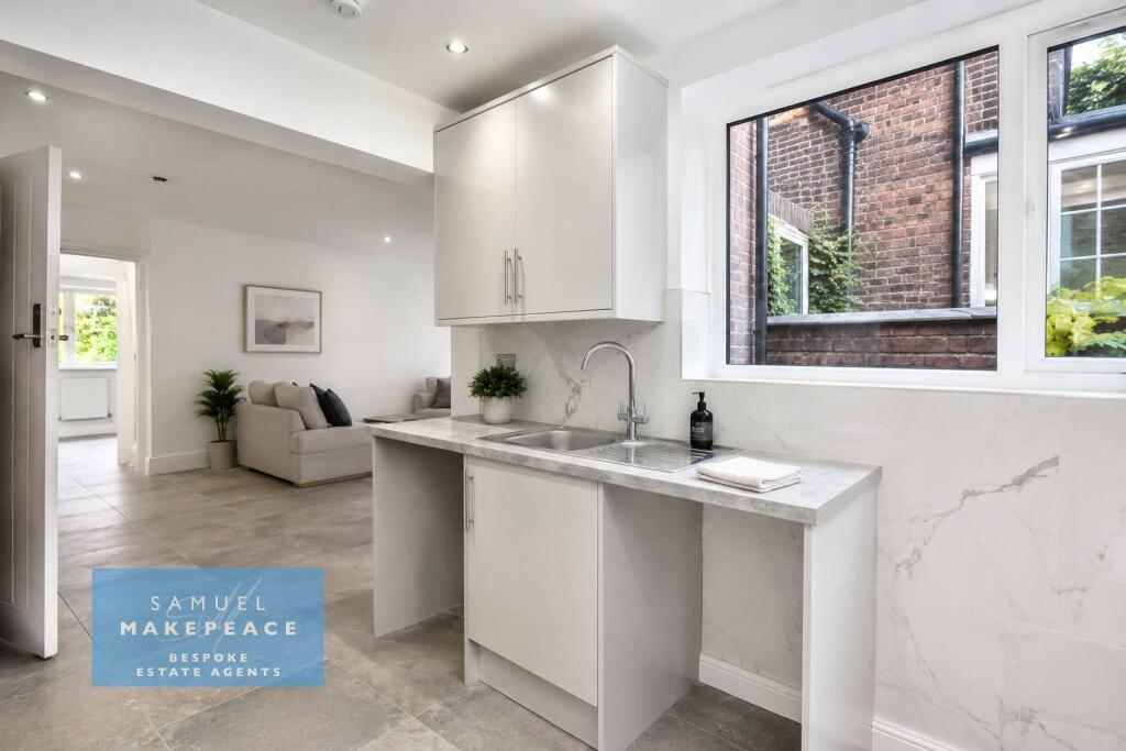 House in Stoke-on-Trent - More