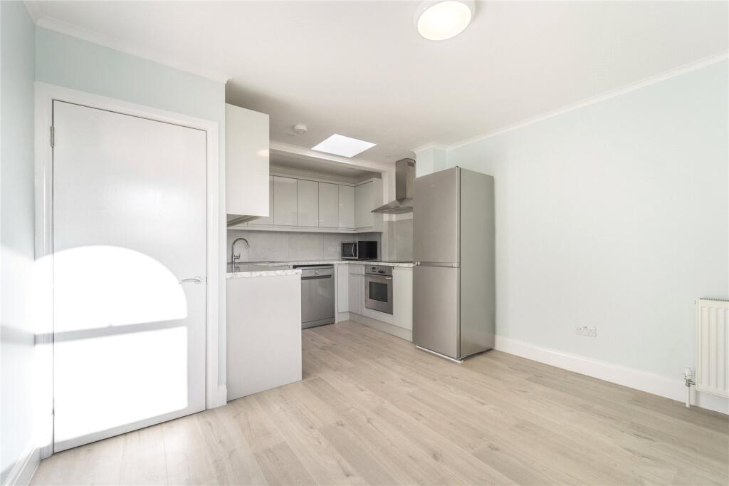 Main image of property: Cambridge Gardens, 
Westbourne Park, W10