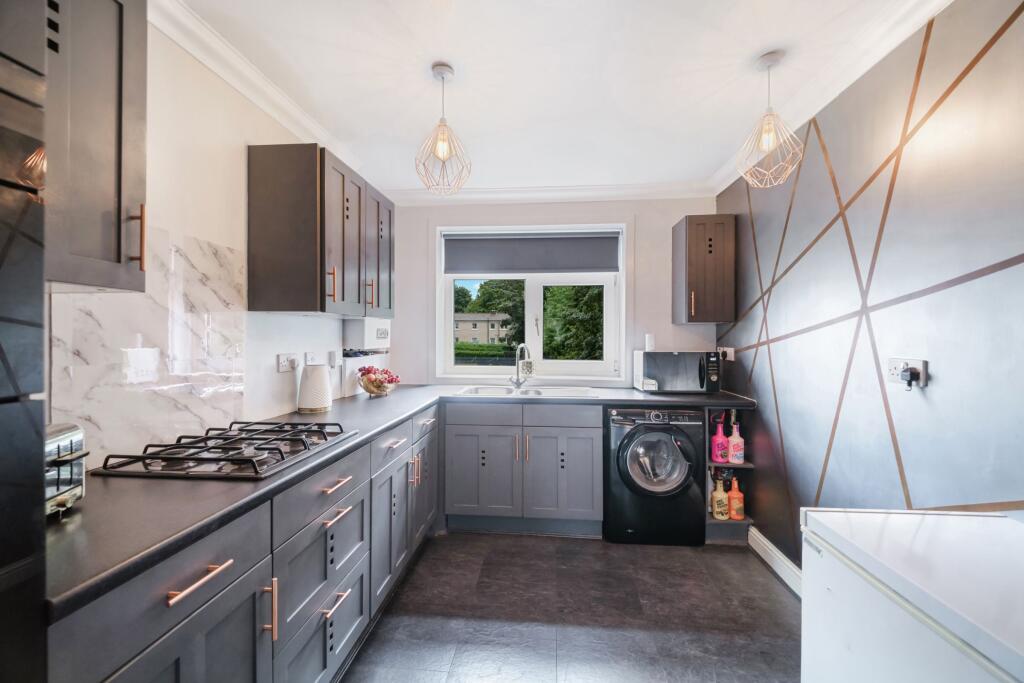 Apartment in Glasgow, Regent's Park, Eastwood - More