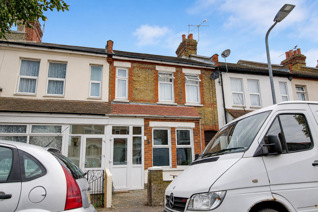 Main image of property: Salisbury Avenue, Westcliff On Sea