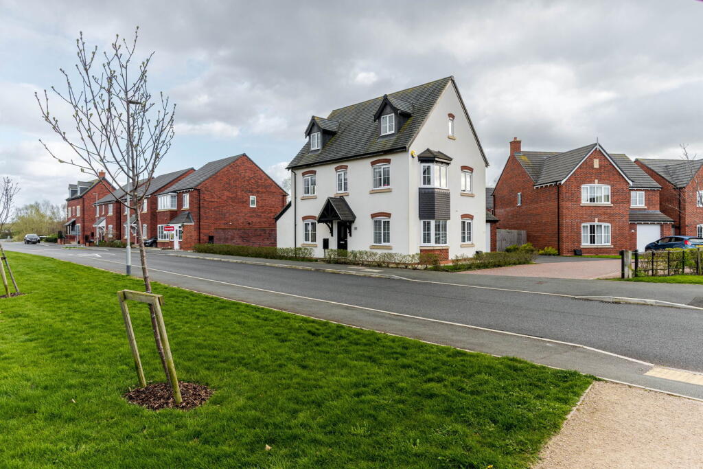 House in Lichfield, Fradley