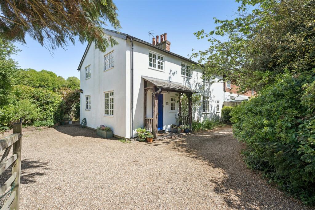 Main image of property: Fairmile, Henley-on-Thames, Oxfordshire, RG9