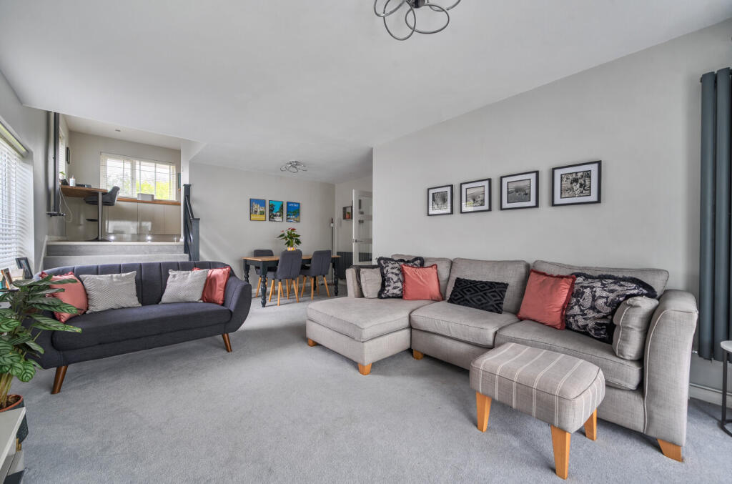 Smugglers Lane South, Highcliffe, Christchurch, BH23 - View 4