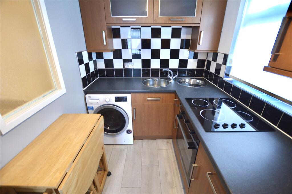 Apartment in Sheffield, Halfway - More