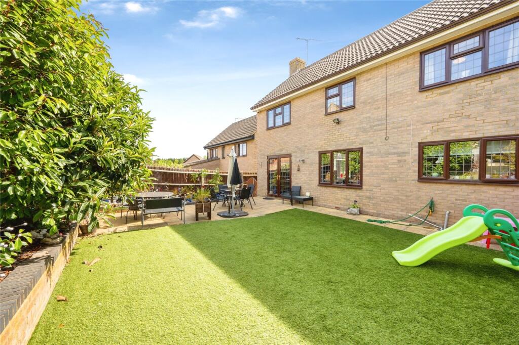 House in Luton, Wigmore - View 3
