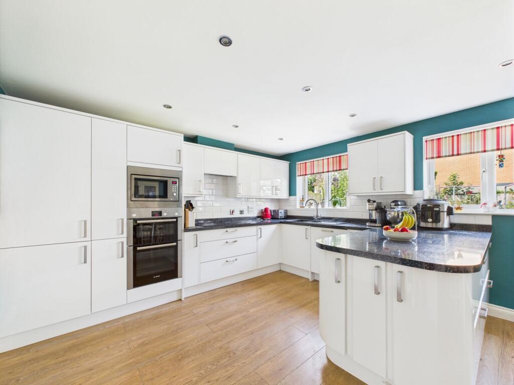 House in Telford - View 4
