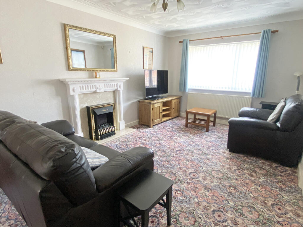 Cae Llwyndu, Nelson, Treharris, CF46 6HX photo 4