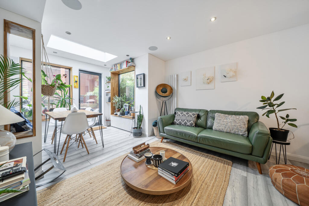 Main image of property: Highgate Walk, London