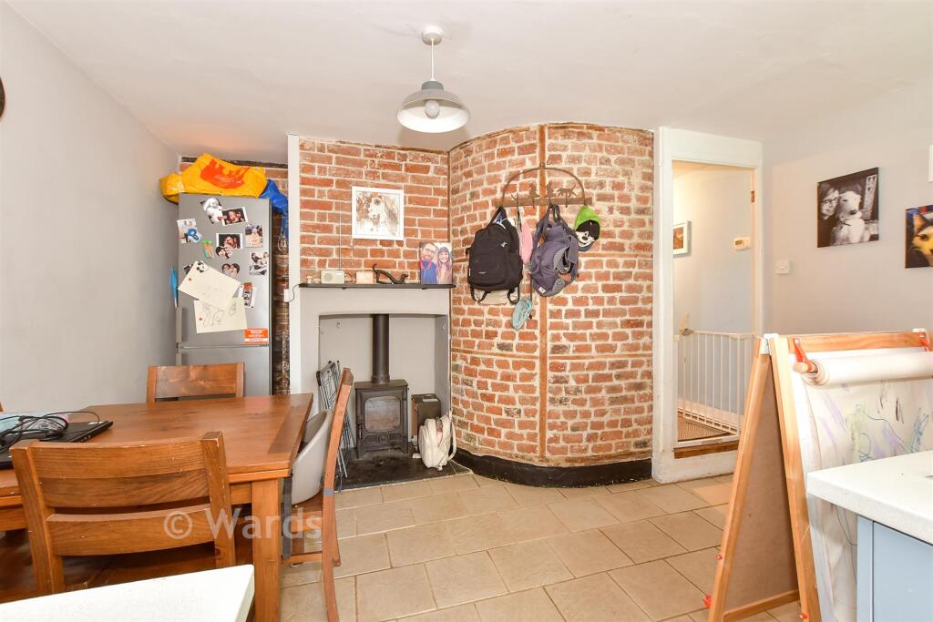 House in Dover, Wingham - View 5