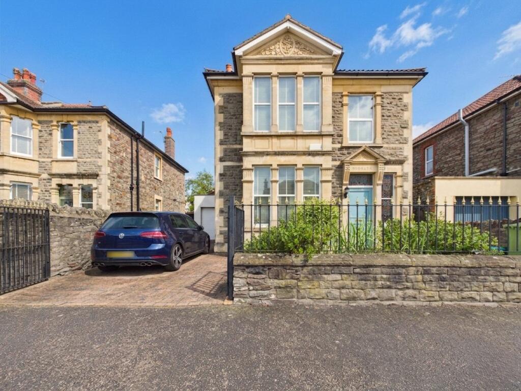 Main image of property: Charlton Road, Kingswood, Bristol, BS15
