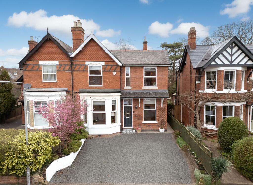 Main image of property: Tennyson Avenue, Gedling, Nottingham