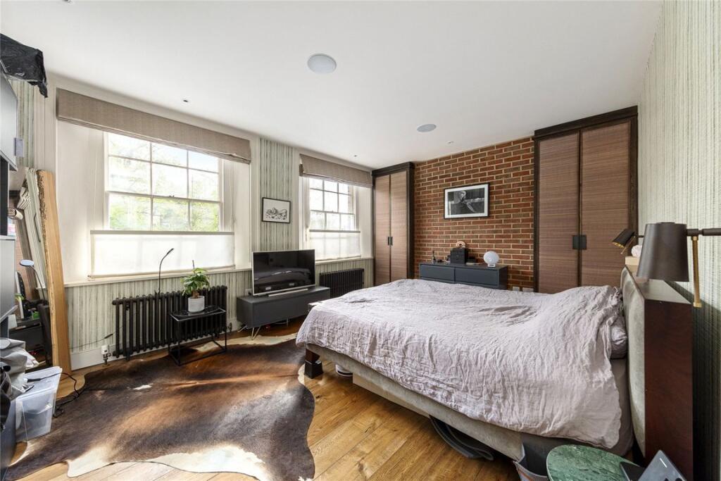 House in London, Greenwich Town Centre, East Greenwich - More