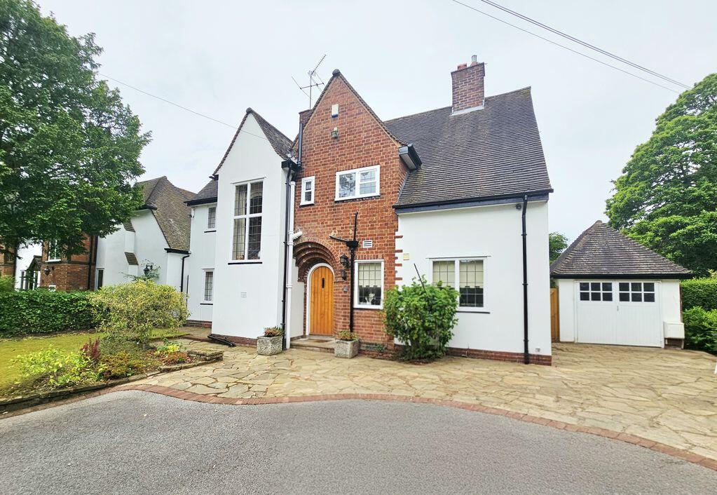 House in Sutton Coldfield, Driffold - View 4