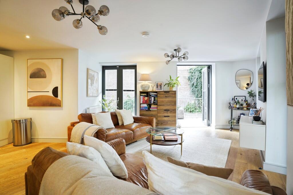 French Yard, BRISTOL, Avon, BS1